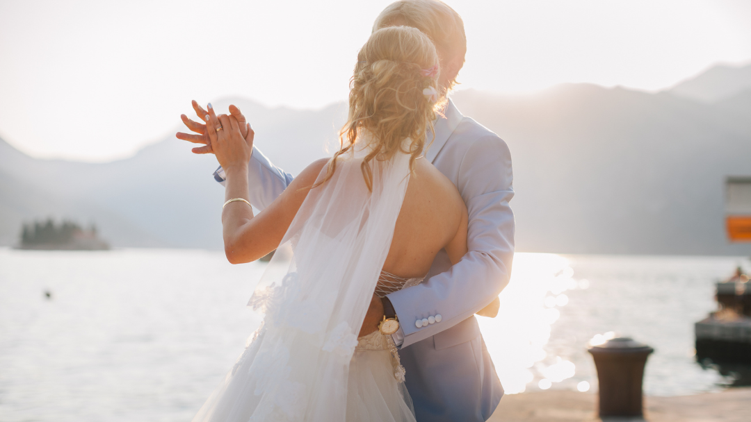 Couple boarding a wedding shuttle bus in Massachusetts — expert timing tips for stress-free wedding transportation planning