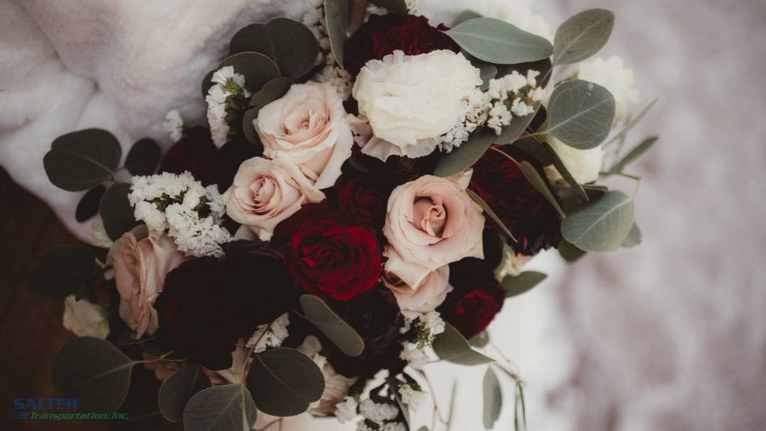 Winter wedding spots in Boston with glamorous snowy venues and elegant decor